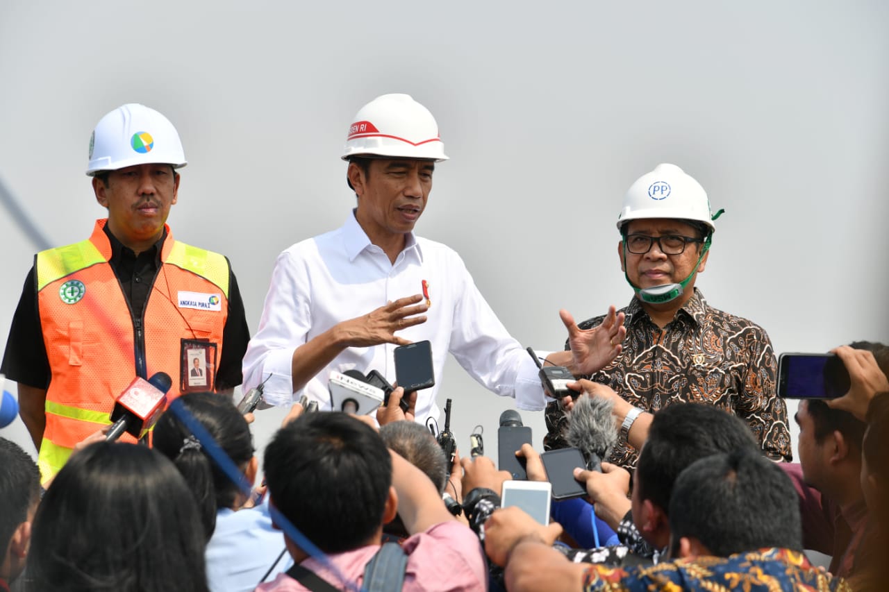 presiden-tinjau-proyek-runway-ketiga-bandara-soetta-juli-2019-sudah-beroperasi-34