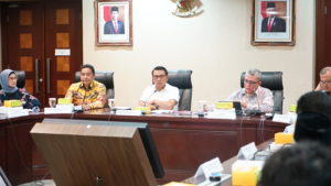 Kepala Staf Kepresidenan, Dr. Moeldoko Pimpin Rapat Protokol Penanganan COVID-19